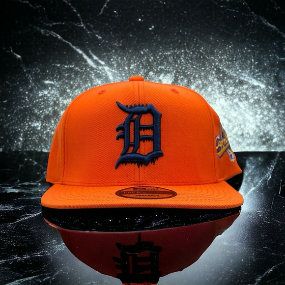 Capn on Melrose Other - New Detroit Tigers Capn On Melrose Orange SnapBack Hat Flat Brim Cap Green UV